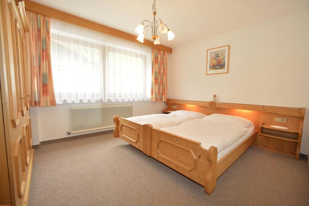 Ferienwohnung Fernblick Leutasch Zimmer foto